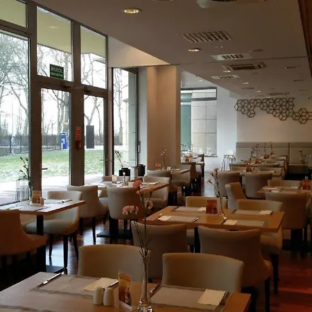 Ferienwohnung In Plaa Wschodnia Gemeinschaftlichem Indoorpool * Kołobrzeg