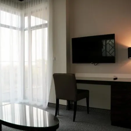 Ferienwohnung In Plaa Wschodnia Gemeinschaftlichem Indoorpool Lägenhet *