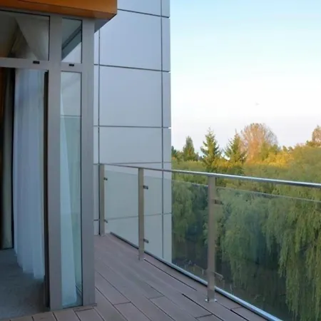 Ferienwohnung In Plaa Wschodnia Gemeinschaftlichem Indoorpool * Kołobrzeg