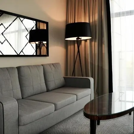 Ferienwohnung In Plaa Wschodnia Gemeinschaftlichem Indoorpool Apartman *